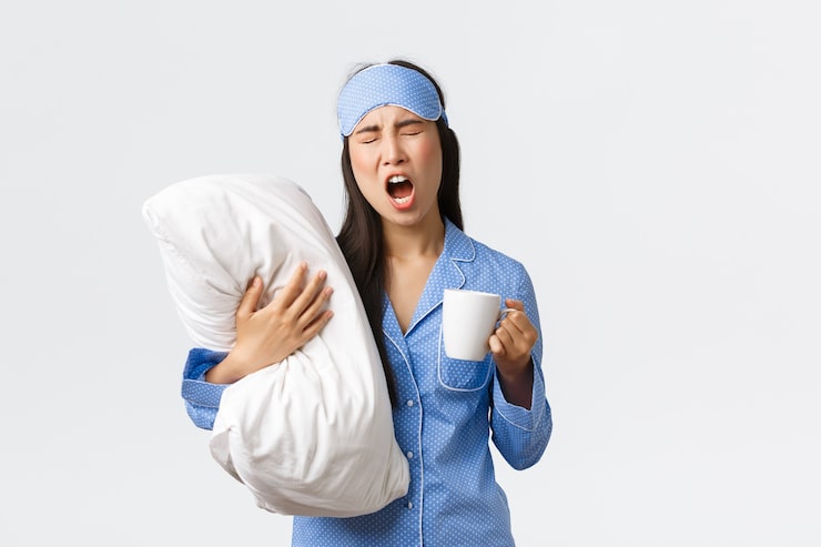 6 Pillow & Sleep Spray Recipes for Better Sleep