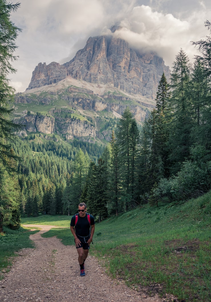 Hiking with Children: How to Keep the Adventure Fun and Stress-Free