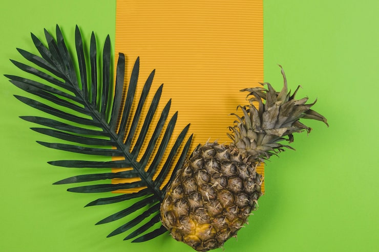 Zesty Pineapple and Ginger Green Smoothie